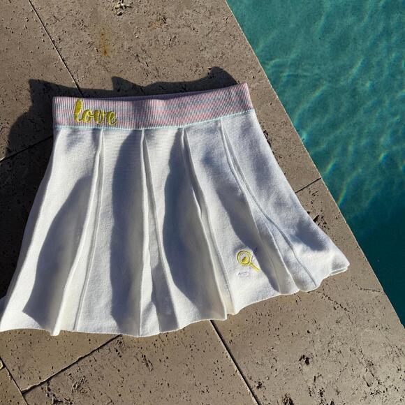 Loveshackfancy White Pleated Golf or Tennis Skirt Roz Pink Blue Stripes